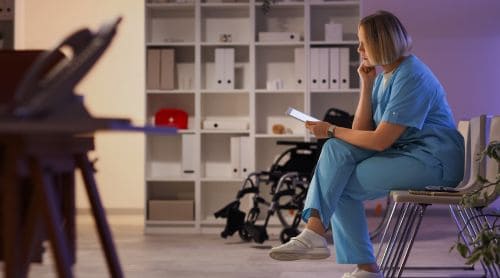 10 Nurse Tips for Surviving the Evening Shift 